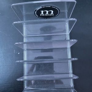 Makeup pallet holder